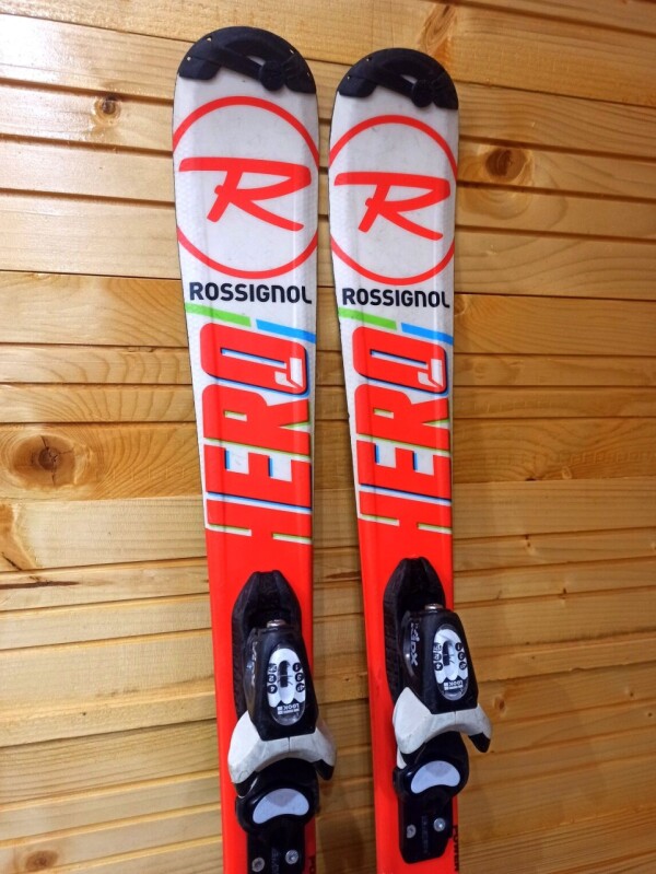 LYŽE ROSSIGNOL HERO JR 110CM
